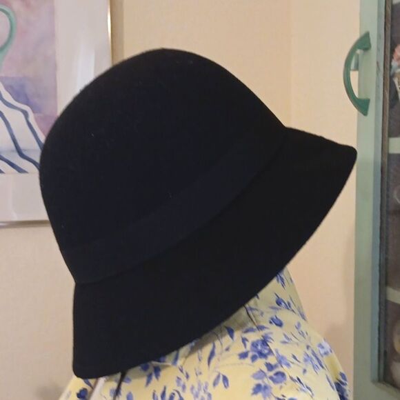 Elegant Women's Black Wool Hat.  Retro. 40'S. Elegant. - Picture 2 of 5